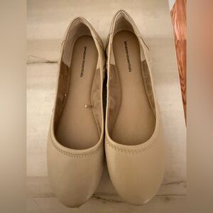 Amazon Essentials Women's Tan Loafers